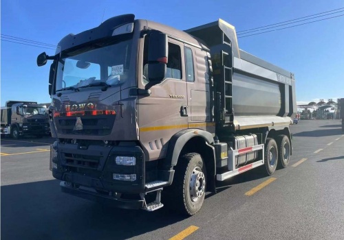 Самосвал HOWO T5G 6x4 (U-образный, скошенный задний борт+КОМ)