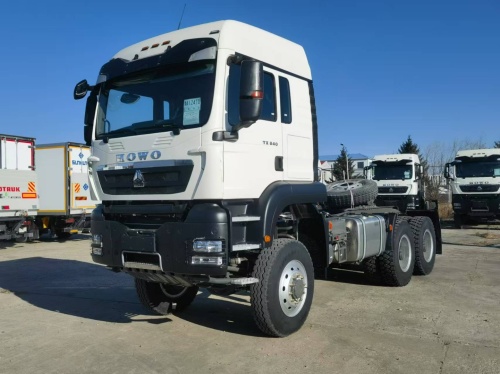 Седельный тягач HOWO TX 6x6